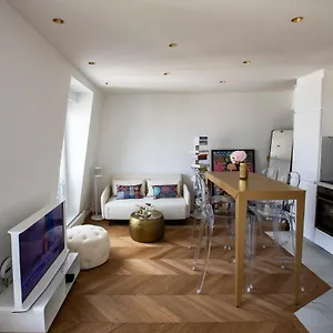 Paris Parc Monceau By Melvane Apartment