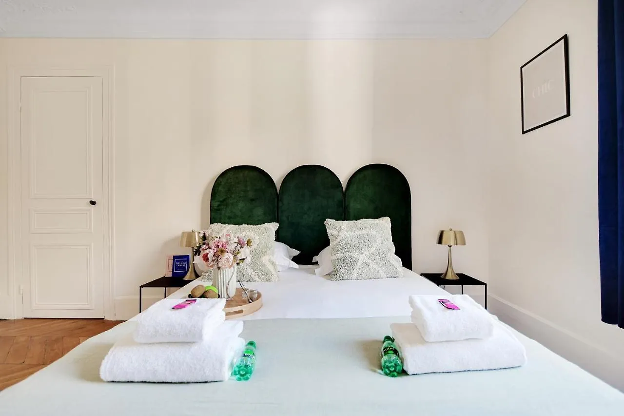 Cmg - Batignolles 2F Apartment Paris 0*,  France